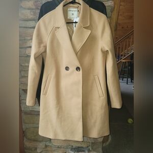 Allegra coat size medium NWT